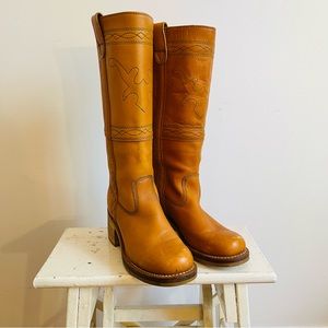 Vintage leather campus boots excellent condition